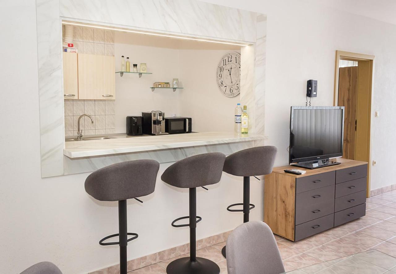 Ferienwohnung Two Identical Designer 2Bd Flats With Sea View In Balchik By Flat Mаnager Exterior foto