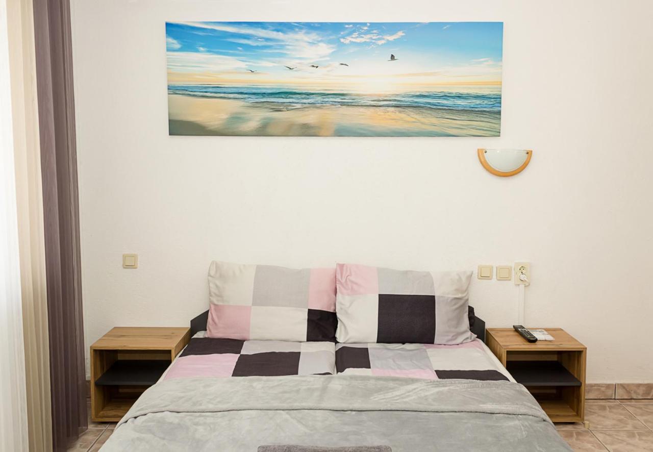 Ferienwohnung Two Identical Designer 2Bd Flats With Sea View In Balchik By Flat Mаnager Exterior foto